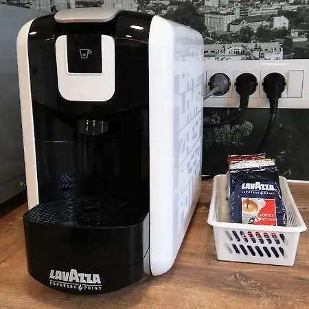 Apartma Tobacna White *